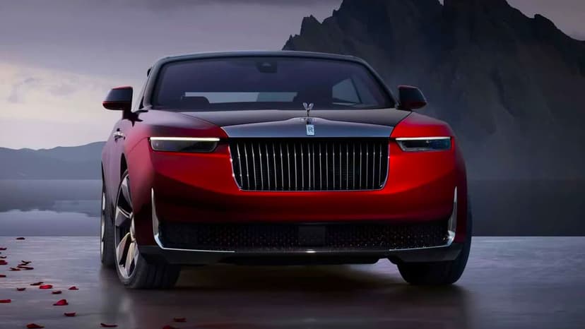 Sadece 4 Adet Üretilecek Rolls-Royce Droptail Tanıtıldı
