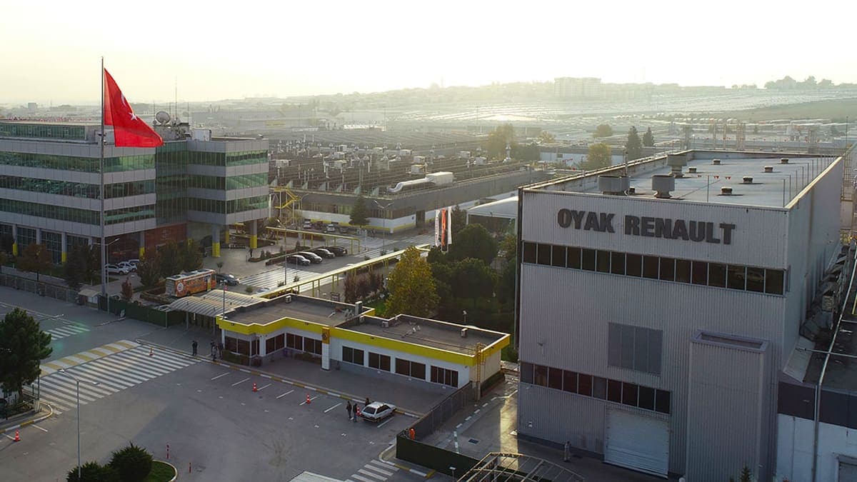 Oyak ve Renault’tan Türkiye’ye 400 Milyon Euroluk Yatırım!