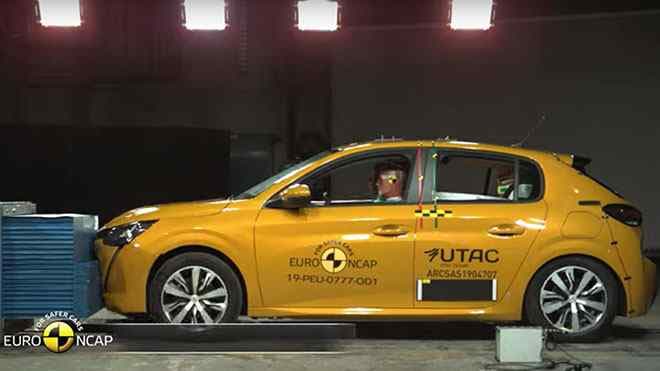 Yeni 2019 Peugeot 208 Çarpışma Testi