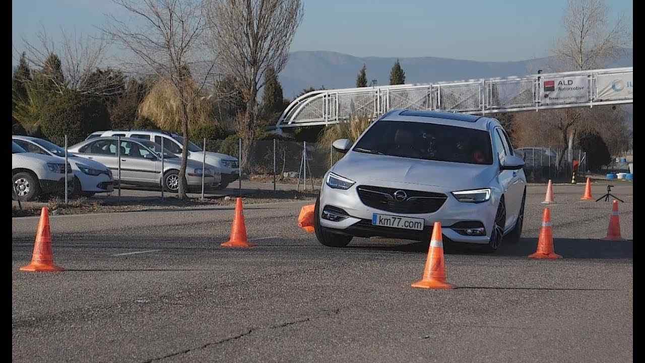 Opel Insignia Sports Tourer Yol Tutuş Testi