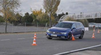 2019 Volkswagen Passat Variant Yol Tutuş Testi