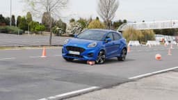 2020 Ford Puma Yol Tutuş Testi