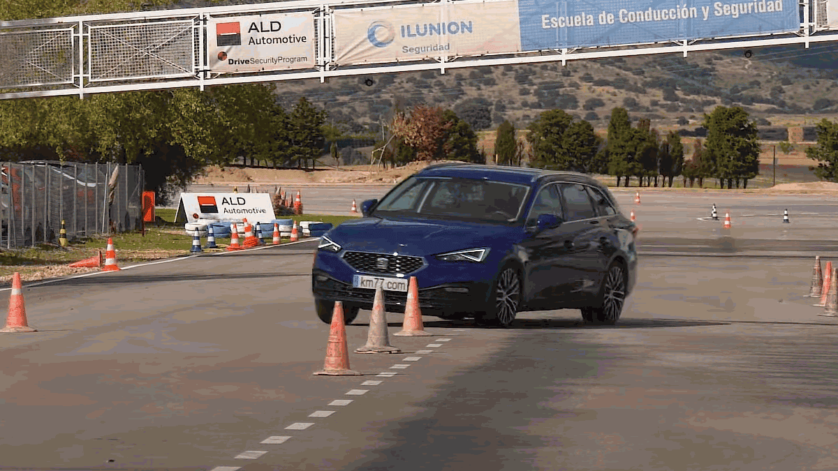 2021 Seat Leon Sportstourer Geyik Testi Yayınlandı