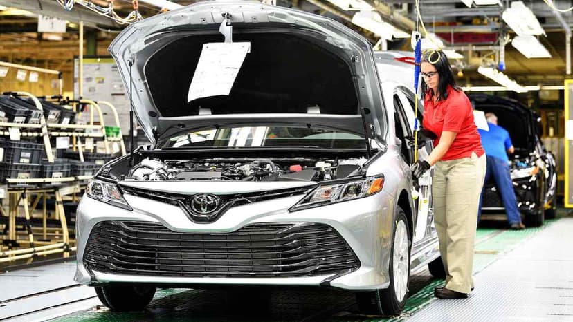 Toyota, 3 Fabrikasında Üretimi Durdurdu