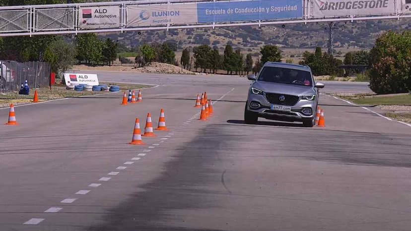 2021 Mg Ehs Plug-In Hybrid Geyik Testi Yayınlandı