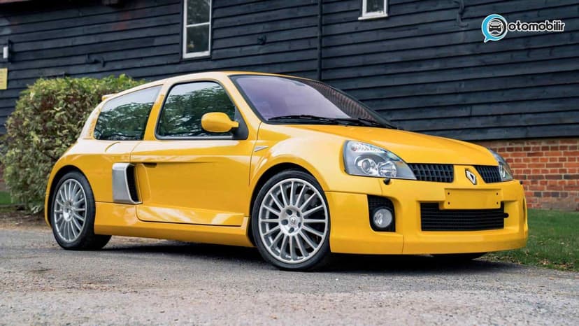 Renault Clio V6 Rekor Fiyata Satıldı