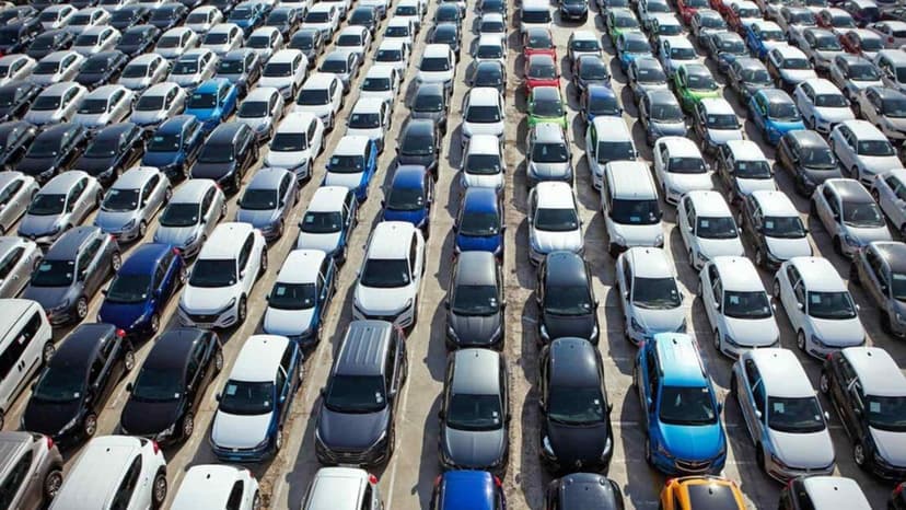 Doların Düşmesine Rağmen İkinci El Otomobil Fiyatları Neden Düşmedi