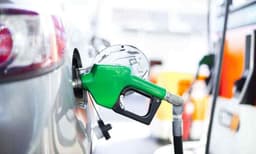Son Dakika: Benzin ve Motorine Zam Geldi