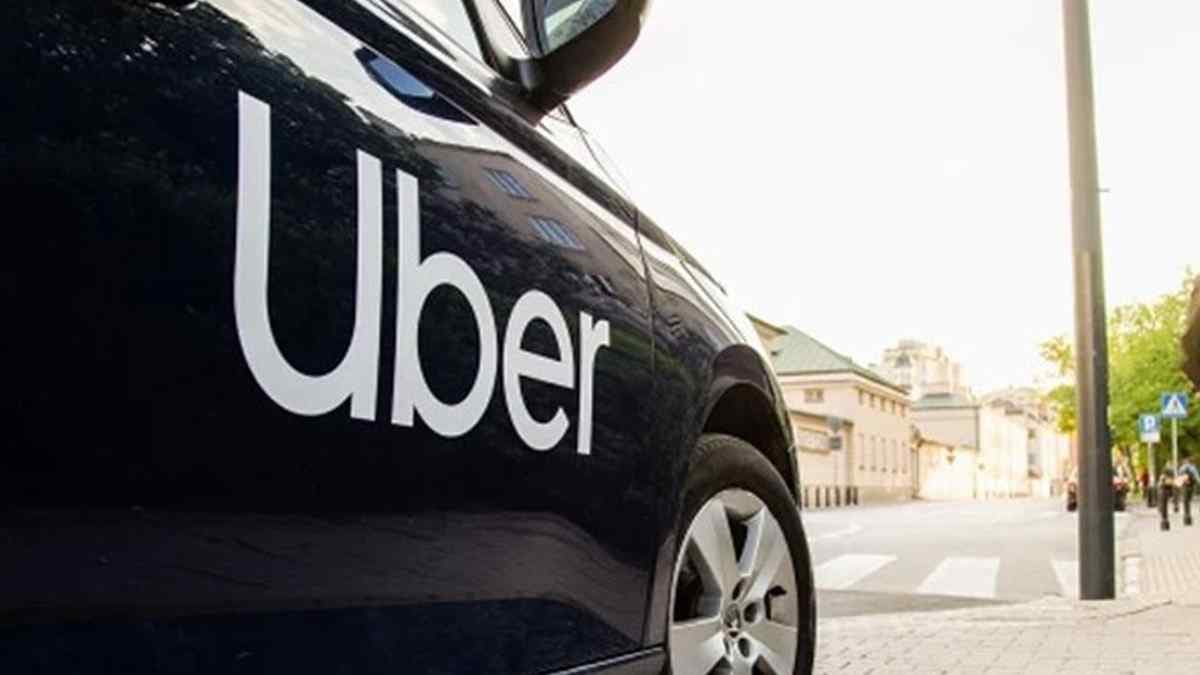 Uber Müşterilerinden Yakıt İçin Ekstra Ücret Talep Edecek