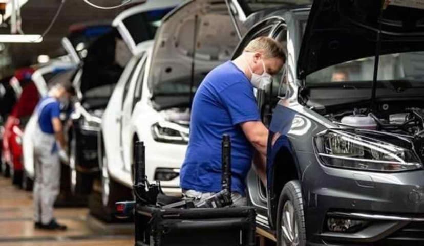 Otomobil Markalarından Rusya Kararı! Araç Satışını Durdurdular