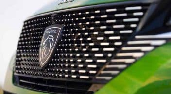 Peugeot’un Yeni Logosu İlk Kez 308 Modeliyle Geliyor!