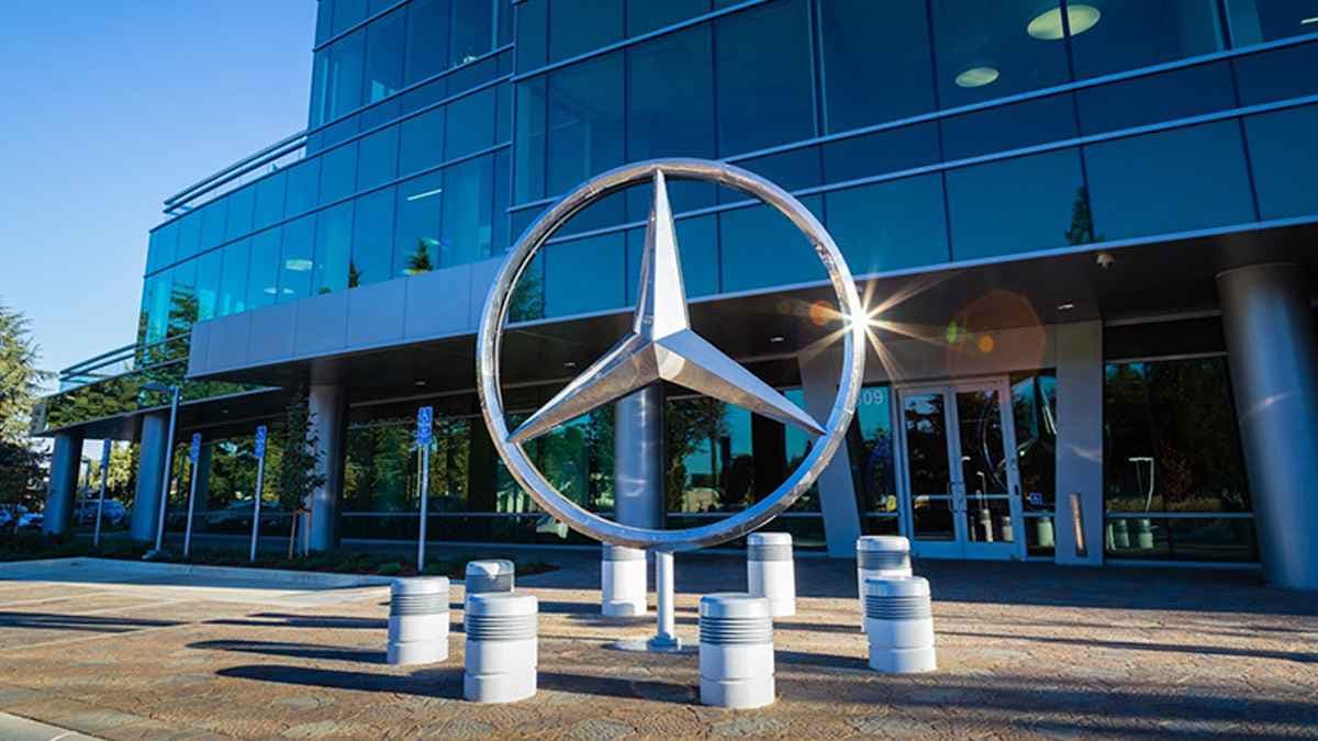 Mercedes Yaklaşık 1 Milyon Aracını Geri Çağıracak