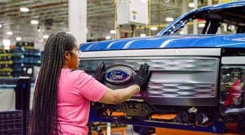 Otomotiv Devi Ford 8 Bin Kişiyi İşten Çıkaracak!