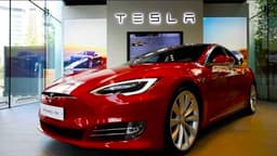 Tesla Araçları Starlink Uydularına Bağlanacak