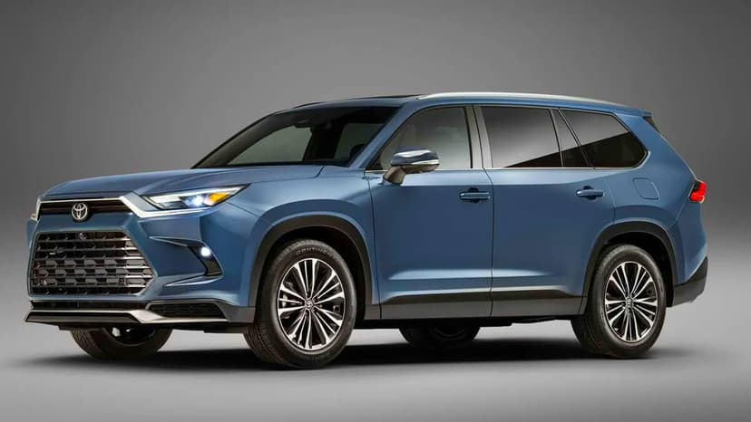 Yeni Toyota Grand Highlander Tanıtıldı