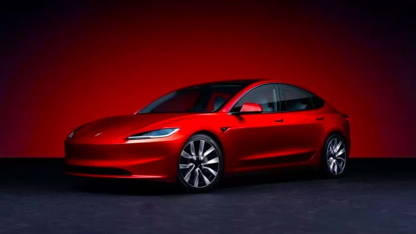 Yeni 2024 Tesla Model 3 Tanıtıldı: Daha Fazla Menzil Sunacak!