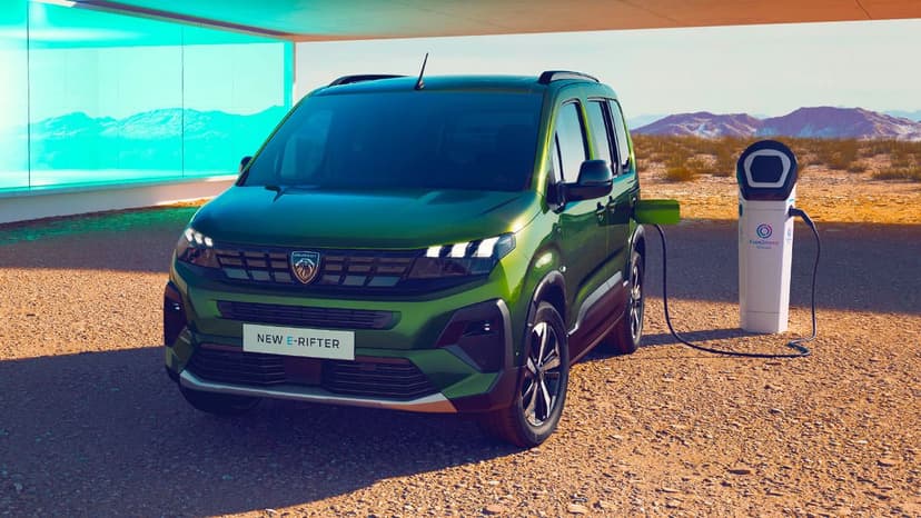 Peugeot, E-Rifter'ın Yenilenmiş Versiyonunu Elektrikli Hafif Ticari Araç Serisinde Tanıttı