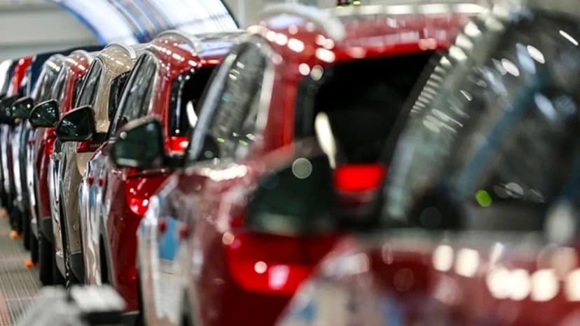 Avrupa Otomobil Pazarında Lider Değişikliği: Mart 2025'Te En Çok Satan Otomobiller