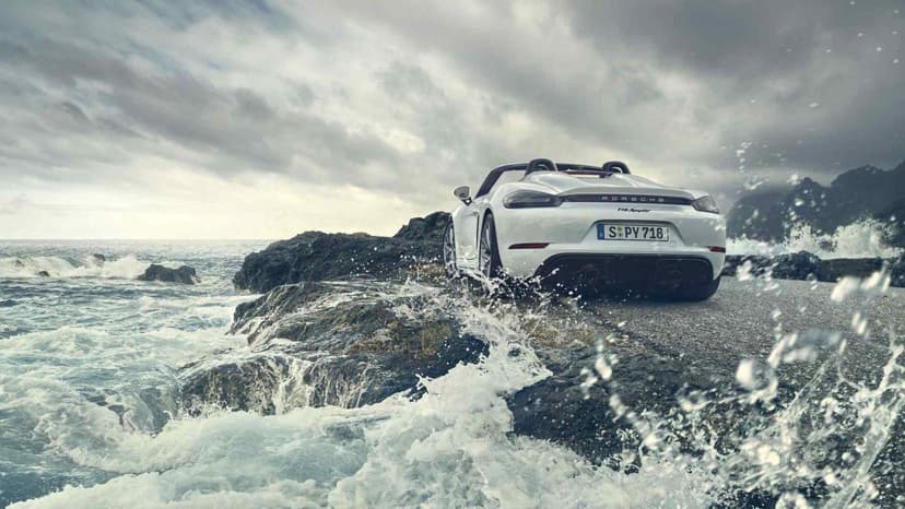 Yeni Porsche 718 Cayman Gt4 ve 718 Boxster Spyder Özellikleri Açıklandı