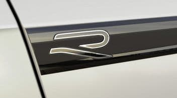 Volkswagen R Logosunda Değişiklik