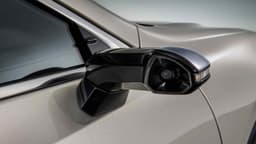 Lexus, Türkiye'de Dijital Aynayı Satışa Sundu