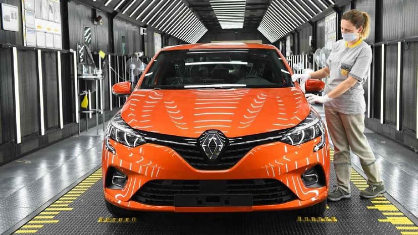 Renault Çip Krizi Nedeniyle Üretimde Büyük Düşüş Bekliyor