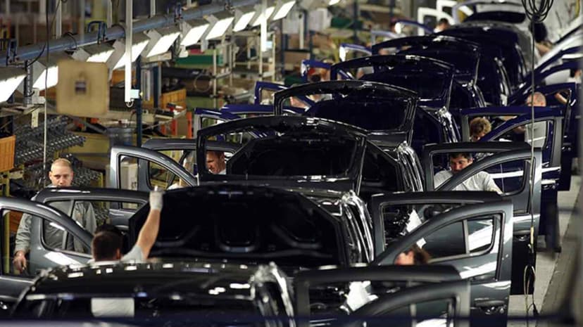 Otomotiv Sektörü 2022’Ye Belirsizliklerle Başladı