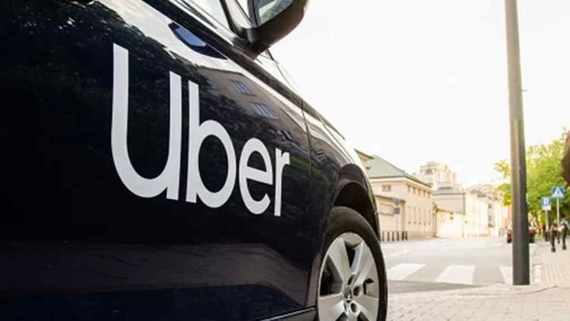 Uber Müşterilerinden Yakıt İçin Ekstra Ücret Talep Edecek