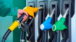 Benzin ve Motorine bir Büyük Zam Daha Geldi