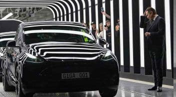 Tesla Avrupa’daki İlk Fabrikasını Almanya’da Açtı