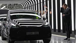 Tesla Avrupa'daki İlk Fabrikasını Almanya'da Açtı