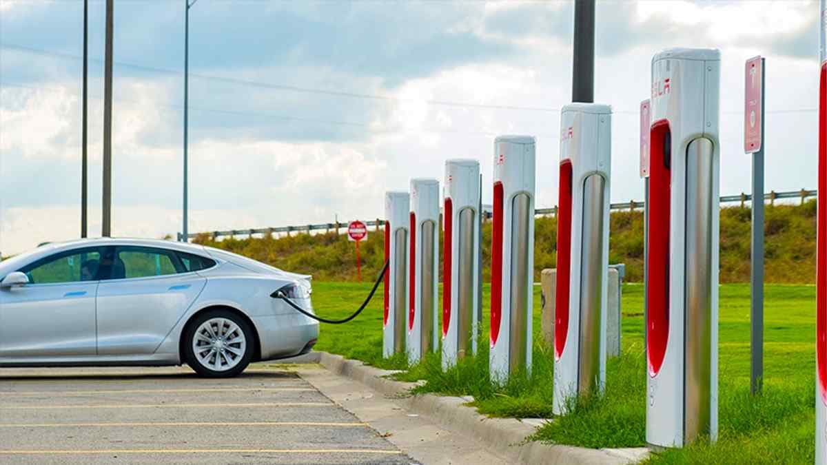 Elektrikli Şarj İstasyonu Kurana 20 Milyon Tl’ye Kadar Destek