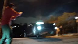 Polis, Uçan Tesla'nın Sürücüsünü Bulana Ödül Verecek