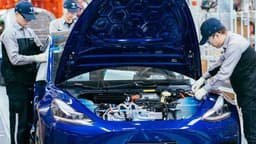 Dünyanın En Büyük Elektrikli Otomobil Fabrikası Üretimi Durdurdu!
