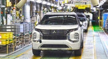 Mitsubishi Rusya’daki Üretimi Durdurdu