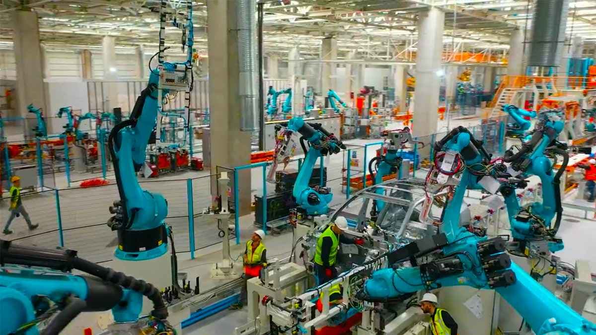 Togg’un İlk C-Suv Gövdesi Başarıyla Üretildi
