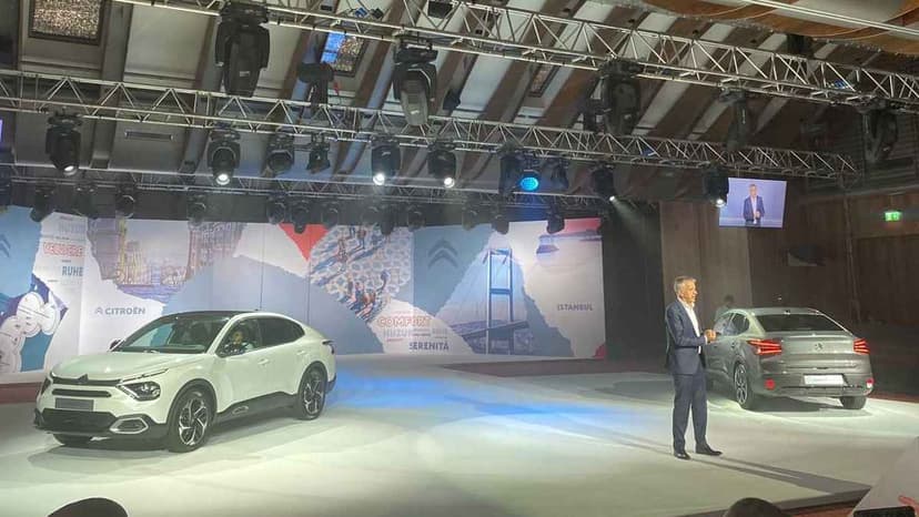 Yeni 2023 Citroen C4 X Türkiye'de Tanıtıldı: İşte Özellikleri