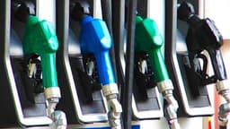 Akaryakıta bir İndirim Daha Bekleniyor: Benzin, Lpg ve Motorin Fiyatları ne Kadar Oldu?