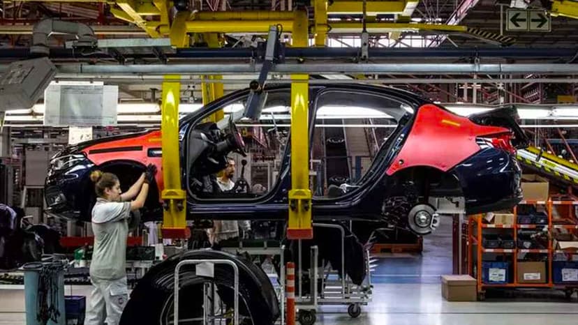 Tofaş, Doblo Yerine 3 Yeni Model Üretecek Yönündeki İddiaları Yalanladı