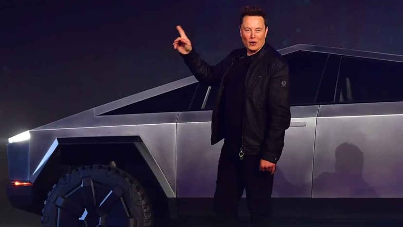 Elon Musk, Cybertruck'ın Çıkış Tarihini Açıkladı