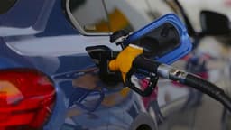 Bir İndirimde Benzine Geldi: Akaryakıt Fiyatları ne Kadar Oldu?