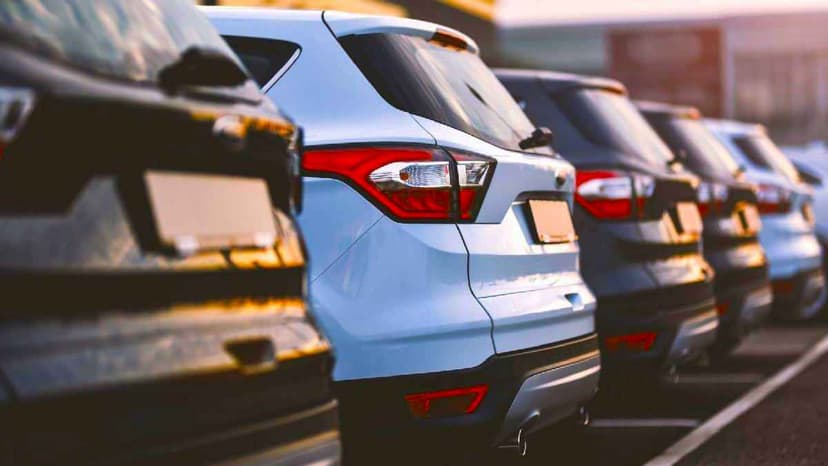 Ticaret Bakanı Açıkladı: Sıfır Araçlar, 6 Ay ve 6 Bin Kilometre Geçmeden Satılamayacak