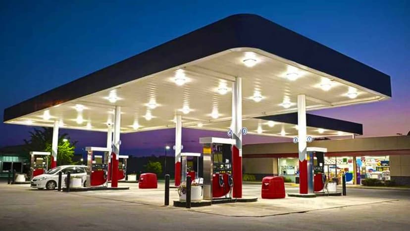 Benzin ve Motorin Fiyatları Arasındaki Fark Açılıyor! Benzine İndirim, Motorine Zam Geldi