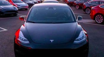 Tesla Binlerce Aracını Geri Çağırıyor!