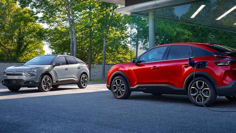 Türkiye'nin En Ucuz Elektrikli Modeli: Citroen E-C4 Türkiye Satışa Sunuldu