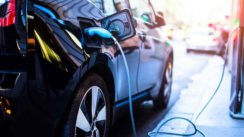 Suudi Arabistan İlk Elektrikli Otomobil Markasını Duyurdu