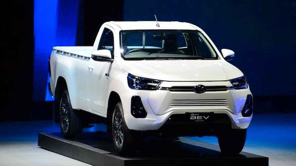 Elektrikli Toyota Hilux Tayland’da Tanıtıldı