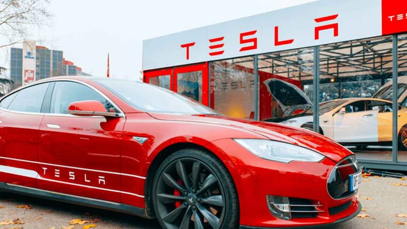 Tesla Son Çeyrekte Rekor Gelir ve Kar Elde Etti