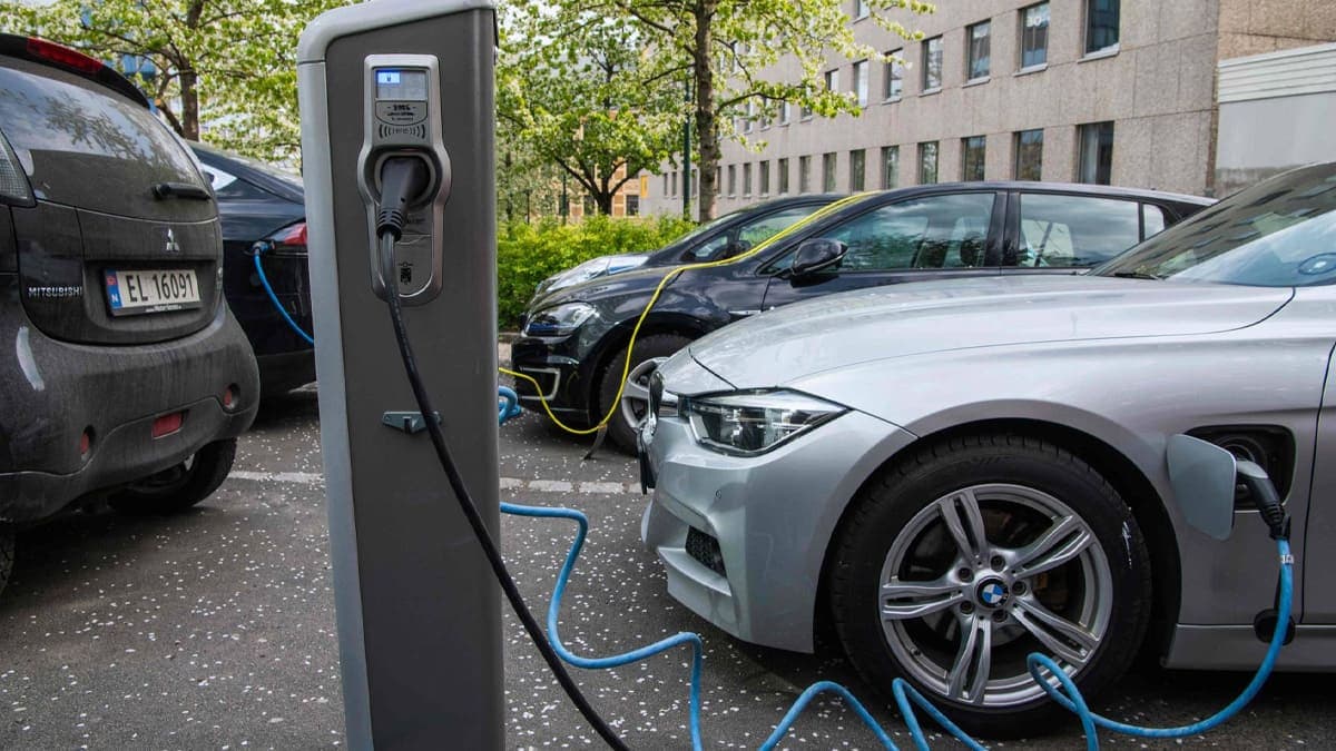 Elektrikli Araçların Ötv Matrahlarındaki Değişiklik Yürürlüğe Girdi