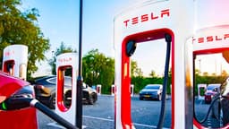 Tesla'ya Şarj Ağı İşletmeci Lisansı Verildi